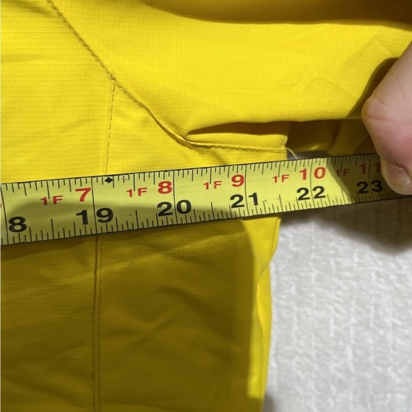 Moerdeng Jacket V.A. Tor 189 UNCo & Boror Medium Long Sleeve Waterproof Yellow - Picture 9 of 10